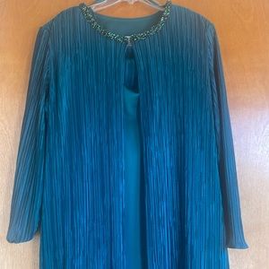 Jessica Howard Two-Piece Shift Dress Set